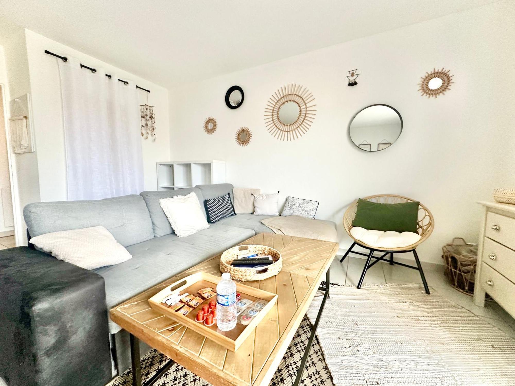 Ferienwohnung L'Arsene, Un Cocon Avec Terrasse Panazol Exterior foto