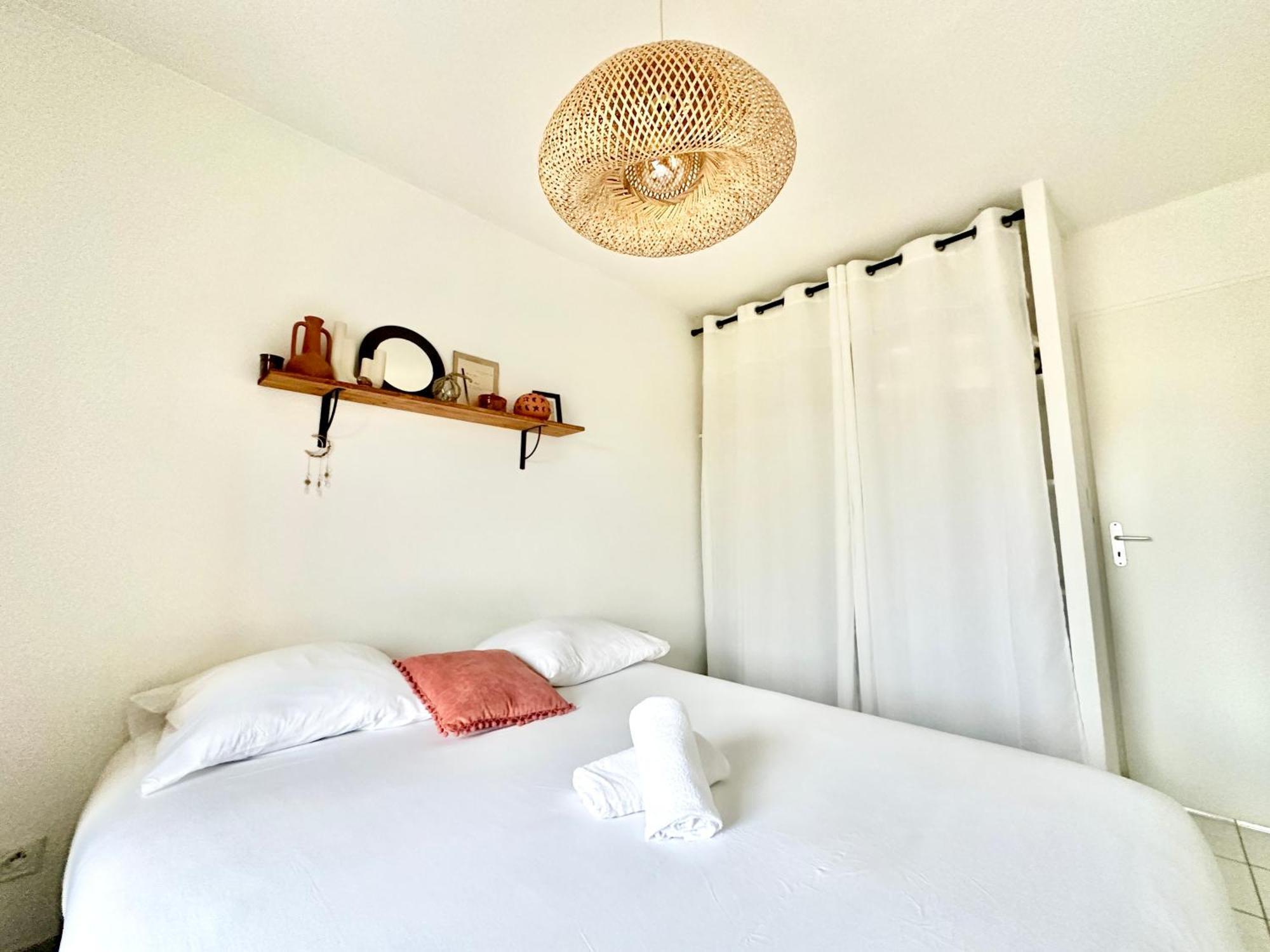 Ferienwohnung L'Arsene, Un Cocon Avec Terrasse Panazol Exterior foto