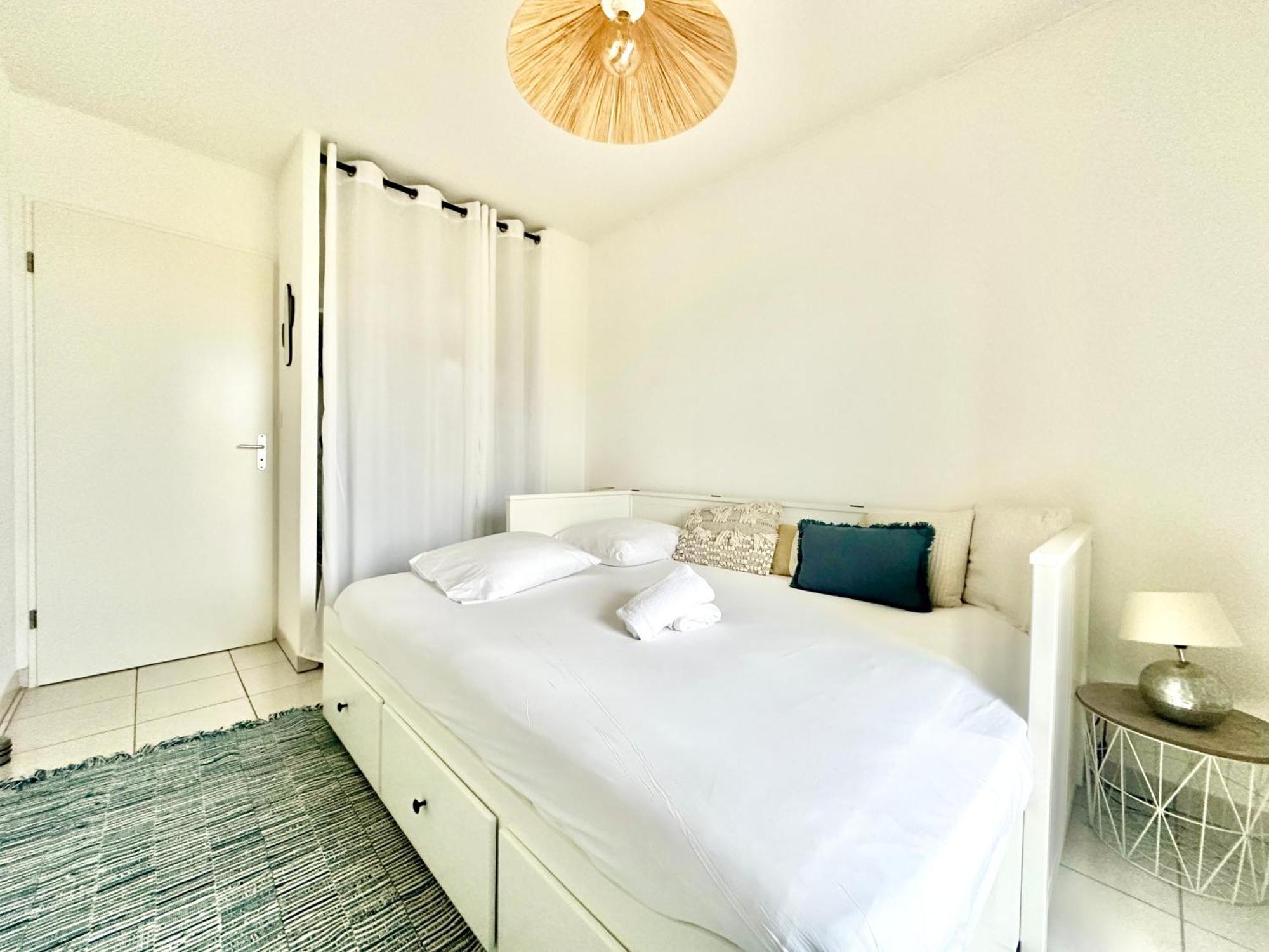 Ferienwohnung L'Arsene, Un Cocon Avec Terrasse Panazol Exterior foto
